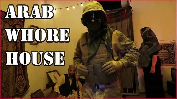 Assista aos TOUR DE BOOTY - Soldados americanos jogando pau em um prostíbulo árabe melhores clipes