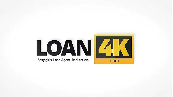 Tonton LOAN4K. Agent drills naive customers and films everything in front of the camera Klip terbaik