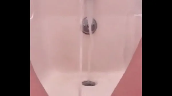 Watch 18 yo pissing fountain in the bath best Clips