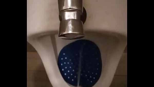 شاهد Piss public urinal أفضل المقاطع