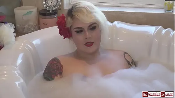 Bekijk de Trans stepmom Isabella Sorrenti anal fucks stepson beste clips