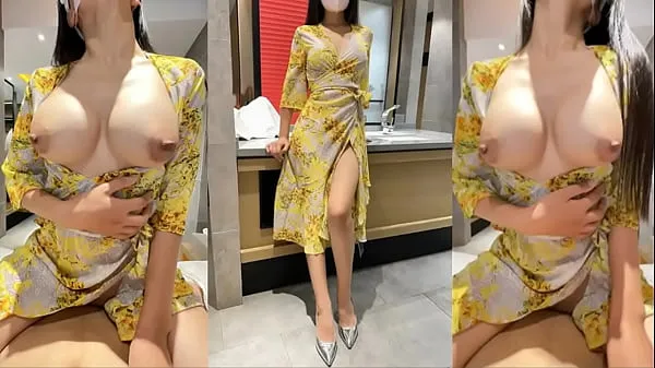 Watch The "domestic" goddess in yellow shirt, in order to find excitement, goes out to have sex with her boyfriend behind her back! Watch the beginning of the latest video and you can ask her out best Clips