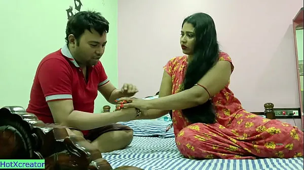 Watch Desi Romantic Bhabhi Sex! Porokiya Sex best Clips